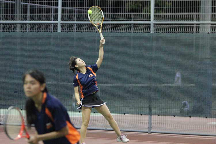 SuniG-ladies-tennis-doubles-finals-05