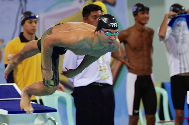 clement lim 4x100m freestyle sea games