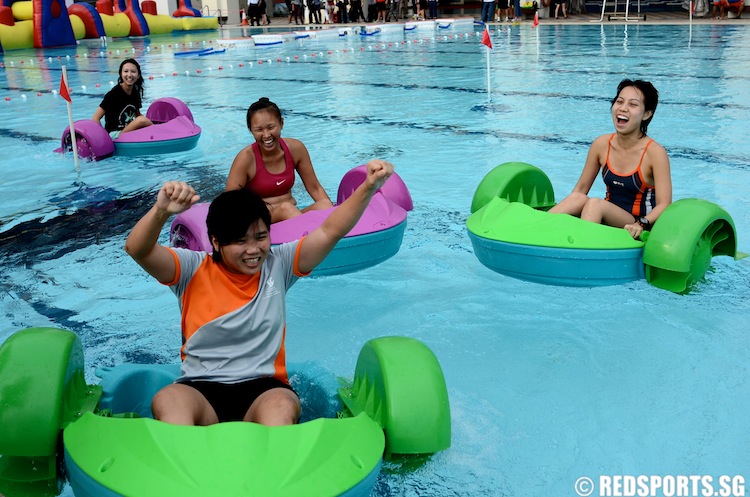 Members of the public can try their hands out at the various water activities available at the ActiveSG Launch on April 26. (Photo 1 © Matthew Lau/Red Sports)