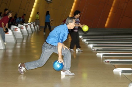 Active Agers Veteran Bowling