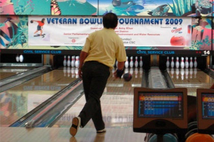Active Agers Veteran Bowling