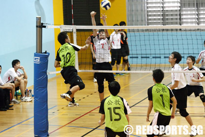 volleyball-catholic-high-xinmin