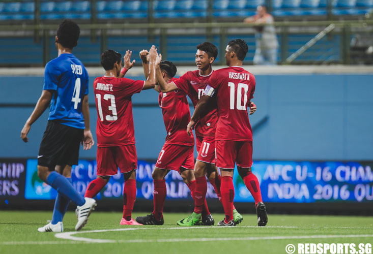 Korawich Tasa (THA #11) celebrates with his team mates after scoring a goal during the 2016 Asian Football Confederation (AFC) U-16 Championship Qualifiers (Photo 3 © Soh Jun Wei/Red Sports)