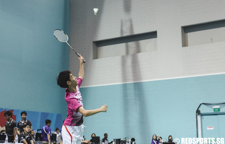Jovenn Siow (SIN) executes a smash during the badminton Group B men's singles match one of the 8th ASEA Para Games. (Photo 9 © Soh Jun Wei/Red Sports)