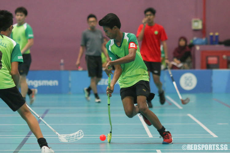 Logeswaran S/O Raman (OPSS #11) controls the ball. (Photo 7 © Chua Kai Yun/Red Sports)