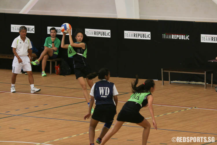WD of CHIJ catches the ball. (Photo 5 © REDintern Chua Kai Yun)