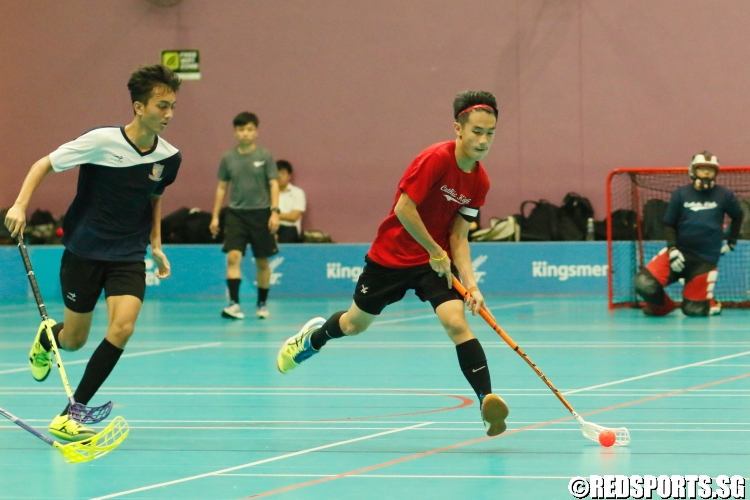 Gabriel Chan (#70) looks to pass.  (Photo 3 © Dylan Chua/Red Sports)