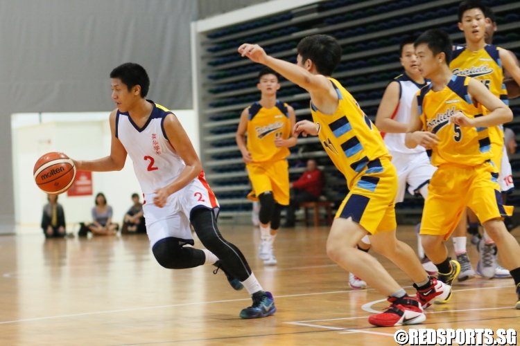 Dinesh (ACS BR #2) controls the ball on offense. (Photo 8 © Dylan Chua/Red Sports)