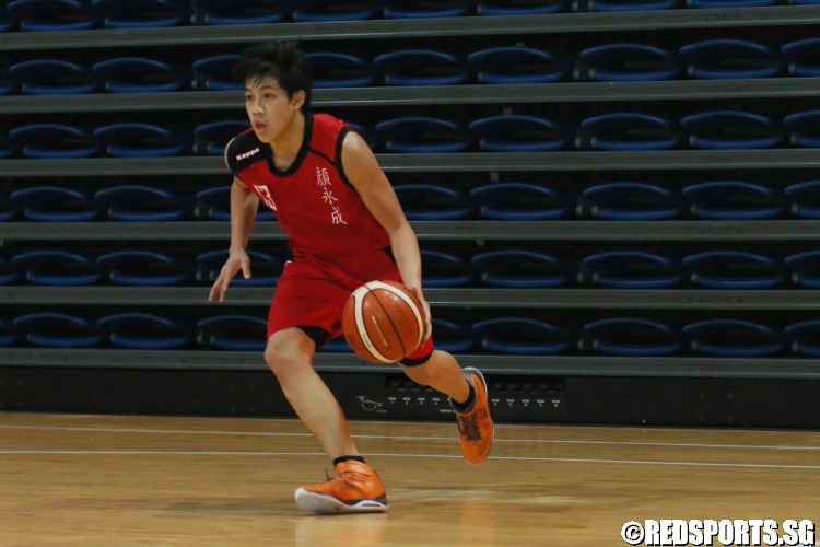 Khoo Hong Zhou (GES #13) drives to the basket. (Photo  © Dylan Chua/Red Sports)