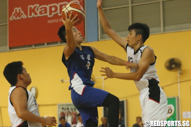 Albert (Maris Stella #4) rises for a contested lay-up.(Photo 9 © Dylan Chua/Red Sports)