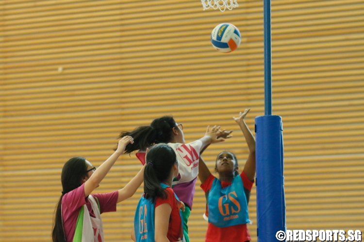 Jolynn (RS GS) shoots the ball. (Photo 6 © Dylan Chua/Red Sports)