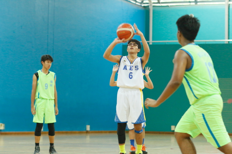 (AES #6) attempts a shot.(Photo  © REDintern Dylan Chua) 