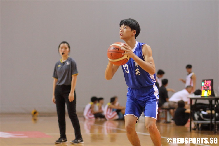 Ser Kai Le (YYS #13) takes aim from beyond the arc. (Photo 5 © Dylan Chua/Red Sports)