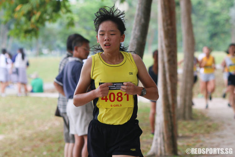 Caylee Chua (#4081) of Crescent Girls' finished sixth with a timing of 15:31.09. (Photo © Chua Kai Yun/Red Sports)