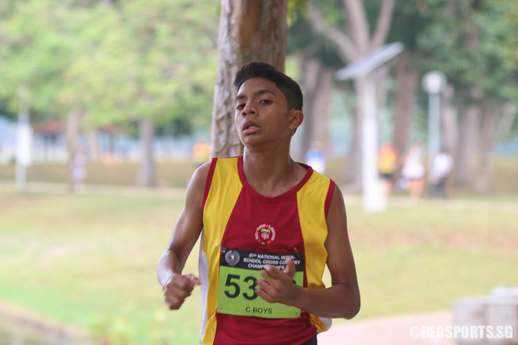 Nur Muhammad S/O Mohammad Faroud (#5318) of Victoria School emerged fourth with a timing of 13:39.23. (Photo © Chua Kai Yun/Red Sports)