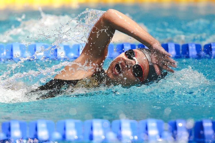 Jobey Koh swims in the girls' 9-12 year old 200m freestyle. She finished second among the 9 year olds with a timing of 2:47.33. (Photo © Soh Jun Wei/Red Sports)