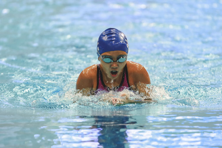Ashley Lim executing a breaststroke during the Girls 11-12 Year Olds 400m individual medley at the 47th Singapore National Age Group Swimming Championships. (Photo 3 © Soh Jun Wei/Red Sports)
