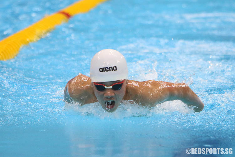 Glen Lim, 14, swimming the butterfly leg during the 400m IM event. He finished first in the 13-14 age group with a timing of 4:43.28. (Photo © Chua Kai Yun/Red Sports)