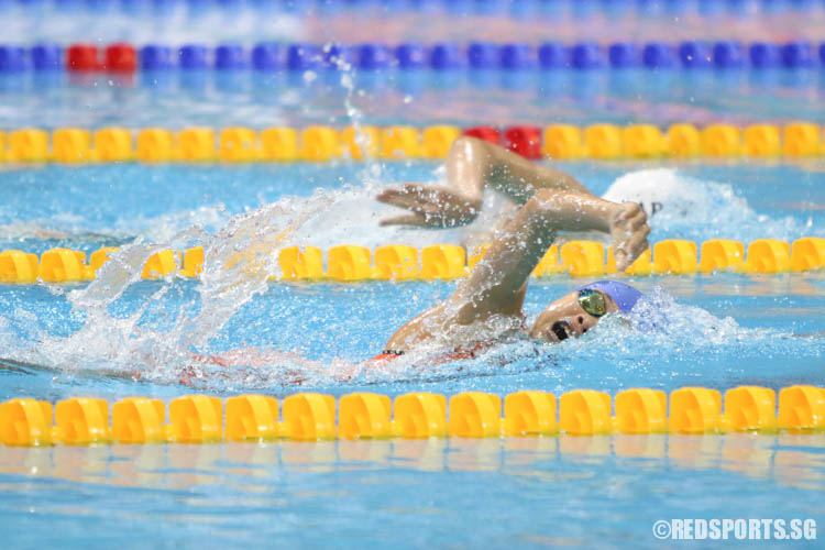 Gan Ching Hwee, 13, in action during the women's 400m freestyle event. She finished second in the 13-14 age group with a timing of 4:26.29. (Photo 4 © Chua Kai Yun/Red Sports)
