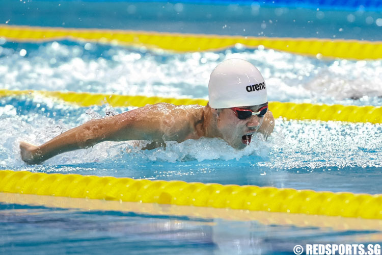 Glen Lim swimming during the butterfly leg of his 13-14 400m IM 'A' finals at the 47th Singapore National Age Group Swimming Championships. He won among the 13-14 year olds with a timing of 4:43.28. (Photo © Soh Jun Wei/Red Sports)