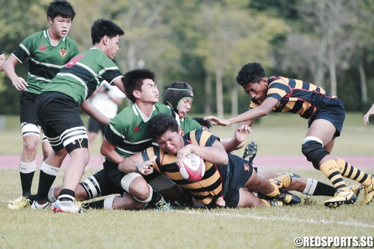 Mohamed Mikha Khaleel (ACSI #8) goes over for a try. (Photo 1 © Les Tan/Red Sports)