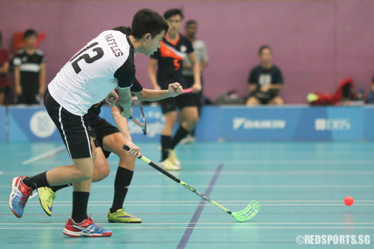 Lim Yi (RI #12) attempts a shot. (Photo © Chua Kai Yun/Red Sports)