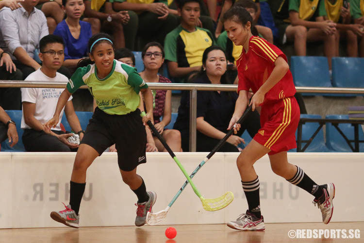 Arfah Syahirah (OP #11) looks to pass. (Photo © Chua Kai Yun/Red Sports)