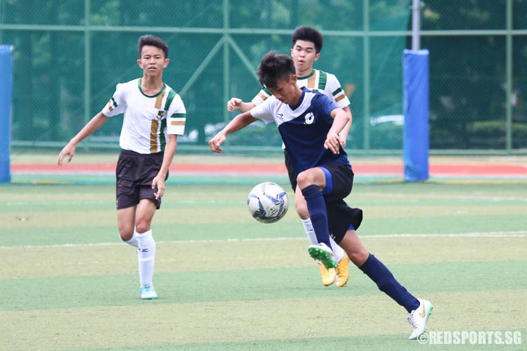 Boey Kar Wye (JJC #9) returning a kick. (Photo © Chua Kai Yun/Red Sports)
