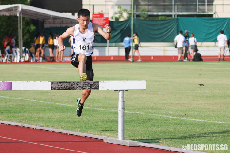 Adrian Lim (#161) of SAJC came in 14th in the A-Boys 3000m steeplechase. (Photo © Chua Kai Yun/Red Sports)