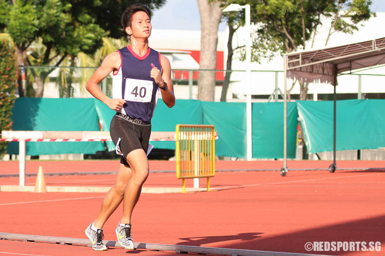 Raymond Sng Kian Boon (#40, YJC) came in eighth with a timing of 18:31.20. (Photo © Chua Kai Yun/Red Sports)