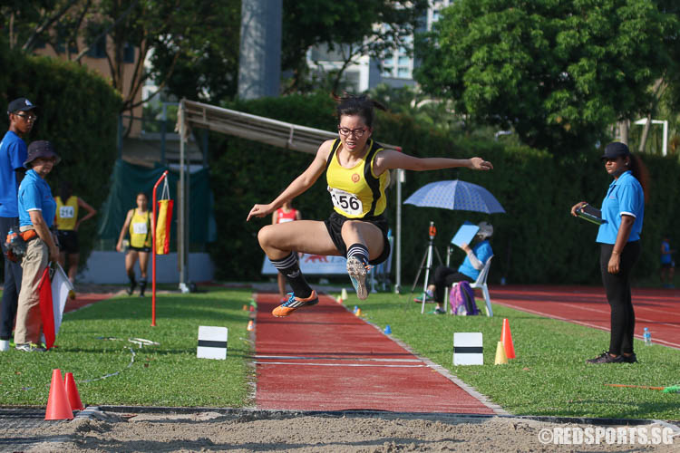 Natalie Wong (#156, VJC) jumped 9.66m. (Photo © Chua Kai Yun/Red Sports)