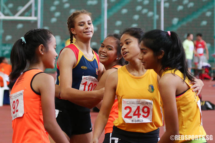 Athletes offering congratulations to the winners after their race. (Photo © Chua Kai Yun/Red Sports)