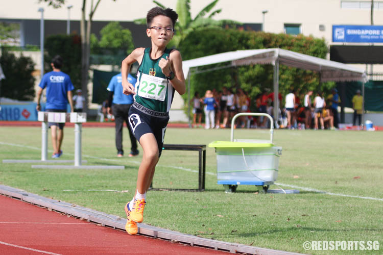 Travis Tan (#227) finished ninth during the C-Boys 1500m event. (Photo © Chua Kai Yun/Red Sports)