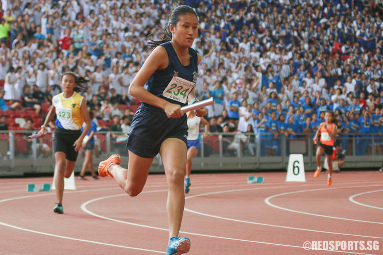 Gwendolyn Lim (#234) of CHIJ Katong Convent starting the first leg of the C Division Girls 4x400m relay. (Photo © Chua Kai Yun/Red Sports)