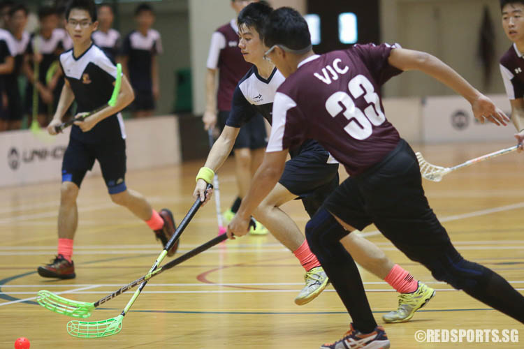 Shannon Lee (ACJC #6) dribbles the ball towards goal against VJC. (Photo © Chua Kai Yun/Red Sports)