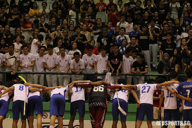 MJC players show appreciation to their fans. (Photo © Ryan Lim/Red Sports)