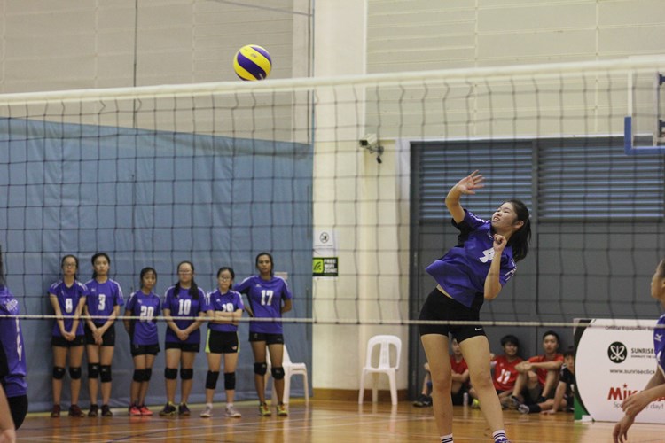 Bukit Panjang Government High (BPGH) clinched the u-18 title after beating VolleySports 2-0 (25-21, 25-21) in the final. (Photo 27 © Ryan Lim/Red Sports)
