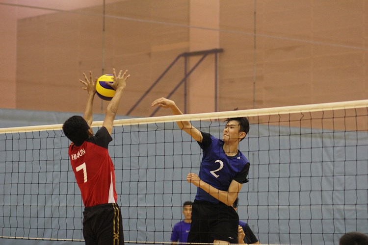 St. Hilda's Secondary Team A beat Shuqun Secondary in straight sets (25-18, 25-21) to finish unbeaten over eight games. (Photo 21 © Ryan Lim/Red Sports)
