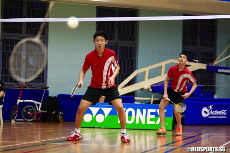 In the U-15 final 1st Doubles, Torance Jng and Donovan Wee of Singapore Sports School beat Ean Eu and Hoe Yew Wis of Team Nameless 2-1 (11-6, 6-11, 11-8). (Photo © Les Tan/Red Sports)