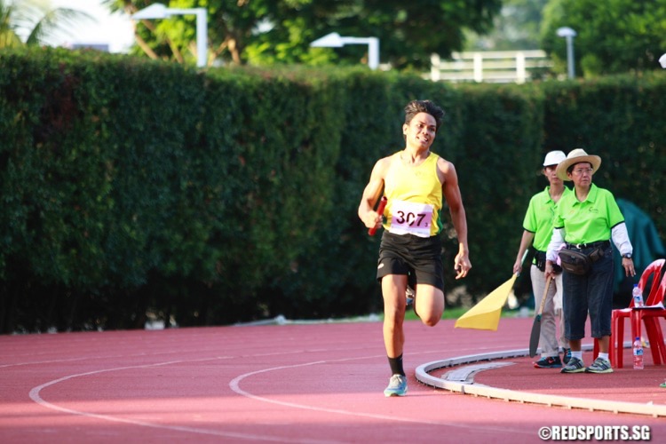 Dunman High School  'A' won the U-19 distance medley in 2:17.02. Unity were second in 2:18.18 while SportCares Foundation  'A' were third in 2:21.51. (Photo © Les Tan/Red Sports)