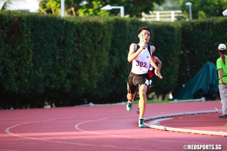 Dunman High School  'A' won the U-19 distance medley in 2:17.02. Unity were second in 2:18.18 while SportCares Foundation  'A' were third in 2:21.51. (Photo © Les Tan/Red Sports)