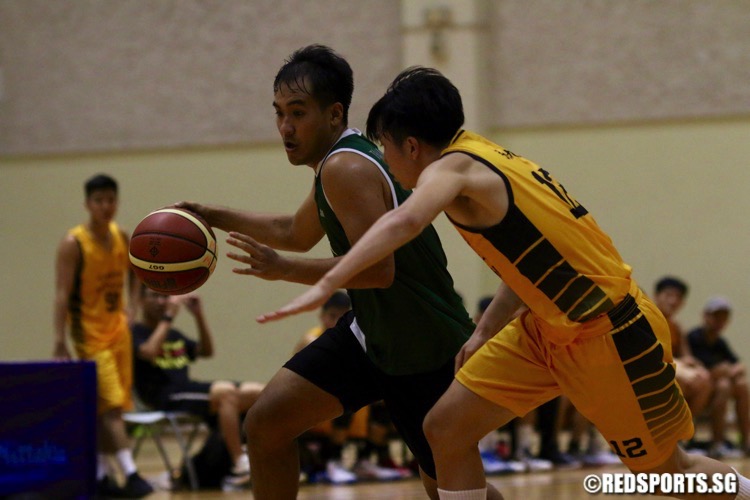 Republic Poly (green) beat Singapore Poly 65-26 to win their opening game of the POL-ITE Basketball Championship. (Photo © Les Tan/Red Sports)