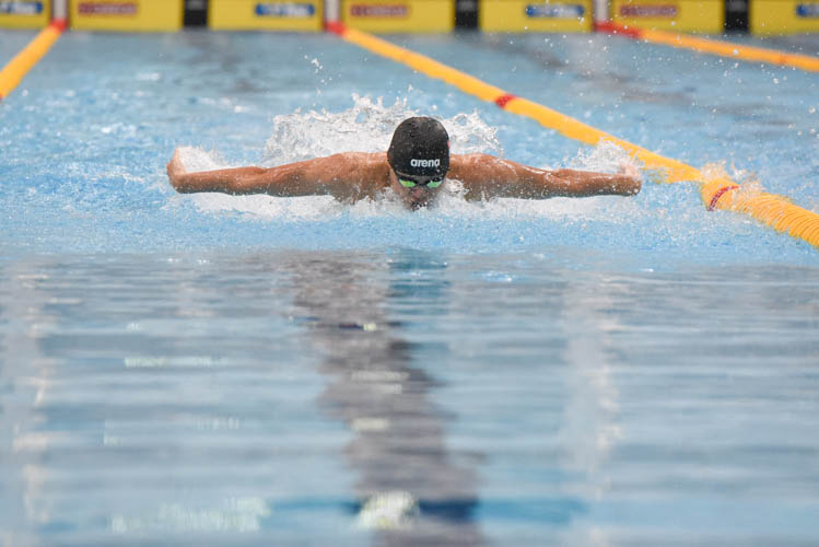 Dylan Koo finishing second in the Men's 100m Butterfly final on the third day of the 13th Singapore National Swimming Championship. (Photo © Stefanus Ian/Red Sports)