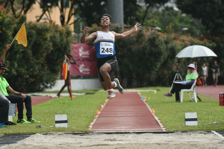Ngee Ann Polytechnic's Jerome Thomas in action during the Men's Long Jump event during the 2018 IVP Track and Field competition. (Photo 10 © Stefanus Ian/Red Sports)