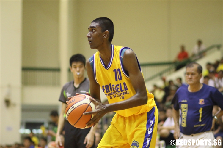 John Vannan (FMS #10) prepares to launch a shot from three-point land. (Photo 13 © Dylan Chua/Red Sports)