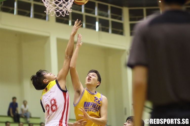 Carl Belanger (FMS #22) lays the ball up. (Photo 14 © Dylan Chua/Red Sports)