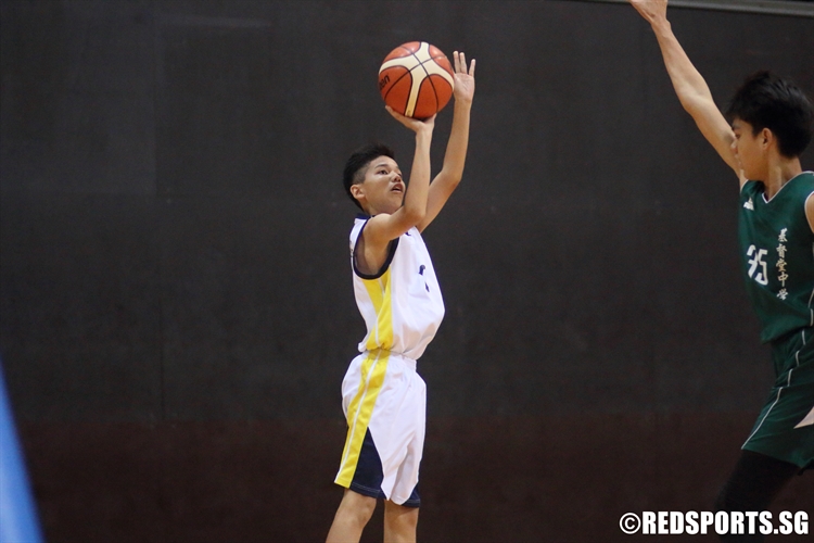 Andy Lim (GYS #3) shoots from beyond the arc against Christ Church. (Photo 10 © Dylan Chua/Red Sports)