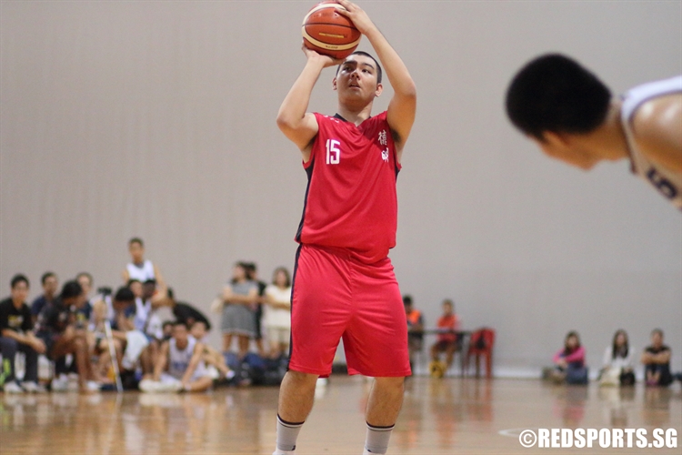 Parulan Jespar (DMN #15) lines up a free-throw attempt. (Photo © Chan Hua Zheng/Red Sports)