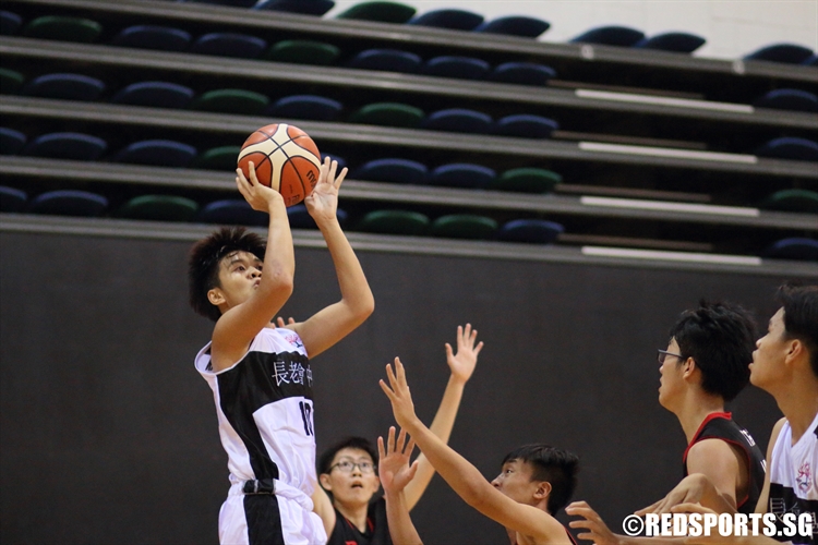 Tang Kah Wai (PHS #10) takes a jumper from the baseline. (Photo 6 © Dylan Chua/Red Sports)