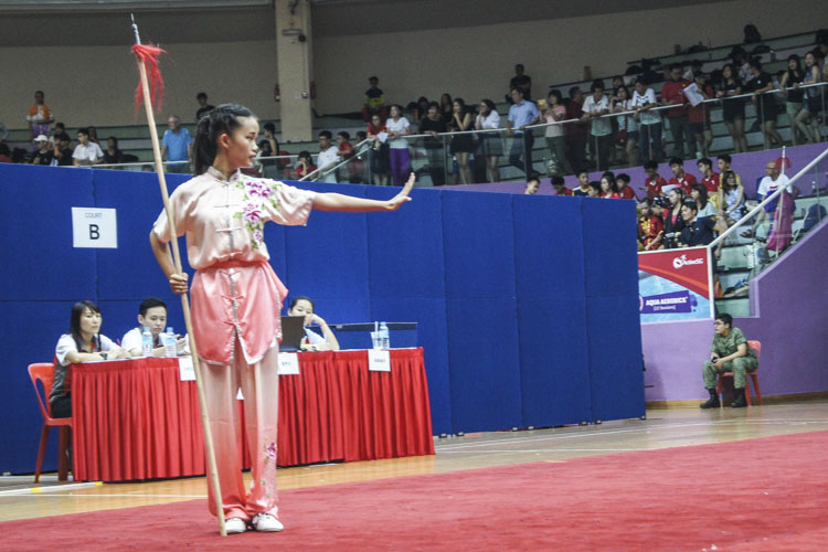 Choon Pui Leng of Hwa Chong Institution in the A Division Girls 1st International Spear event. She scored 8.38 for a sixth position. (Photo © Joy Poon)
